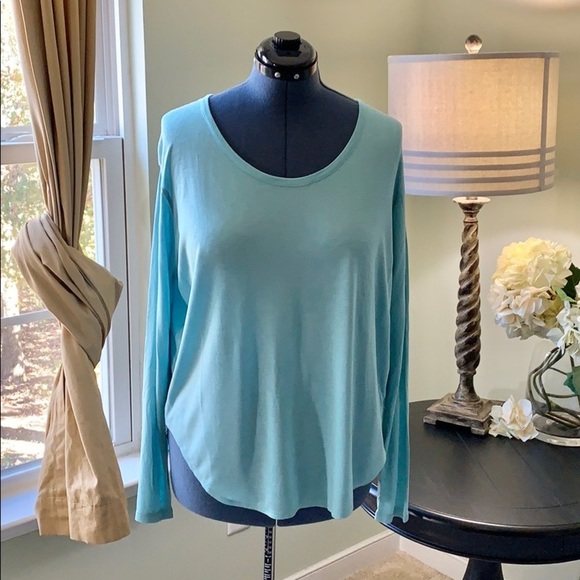 Old Navy Tops - Old Navy Mixed Media Top NWT Size L